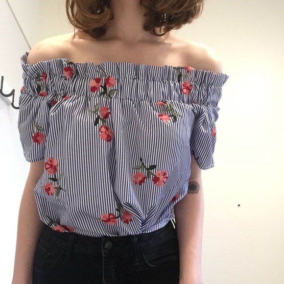 Pinstripe & floral off the shoulder top - Picture 2 of 5